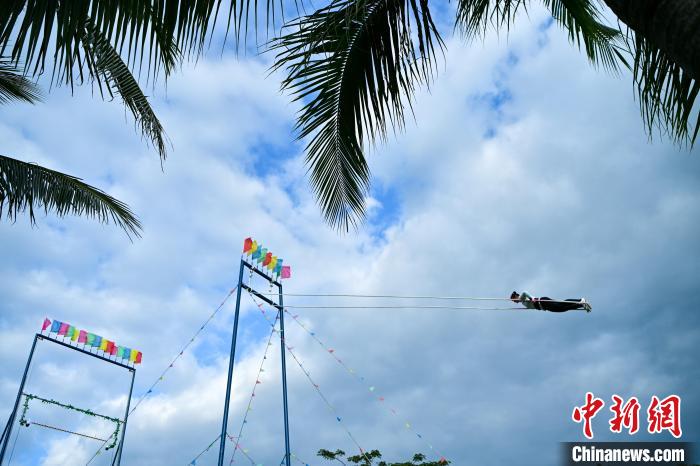 独竹漂广西一苇当先，花炮重庆点炮晋级：民族