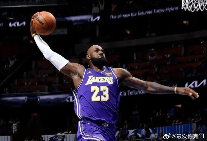 NBA历史出场前十榜单中的三位无冠球员及其共同